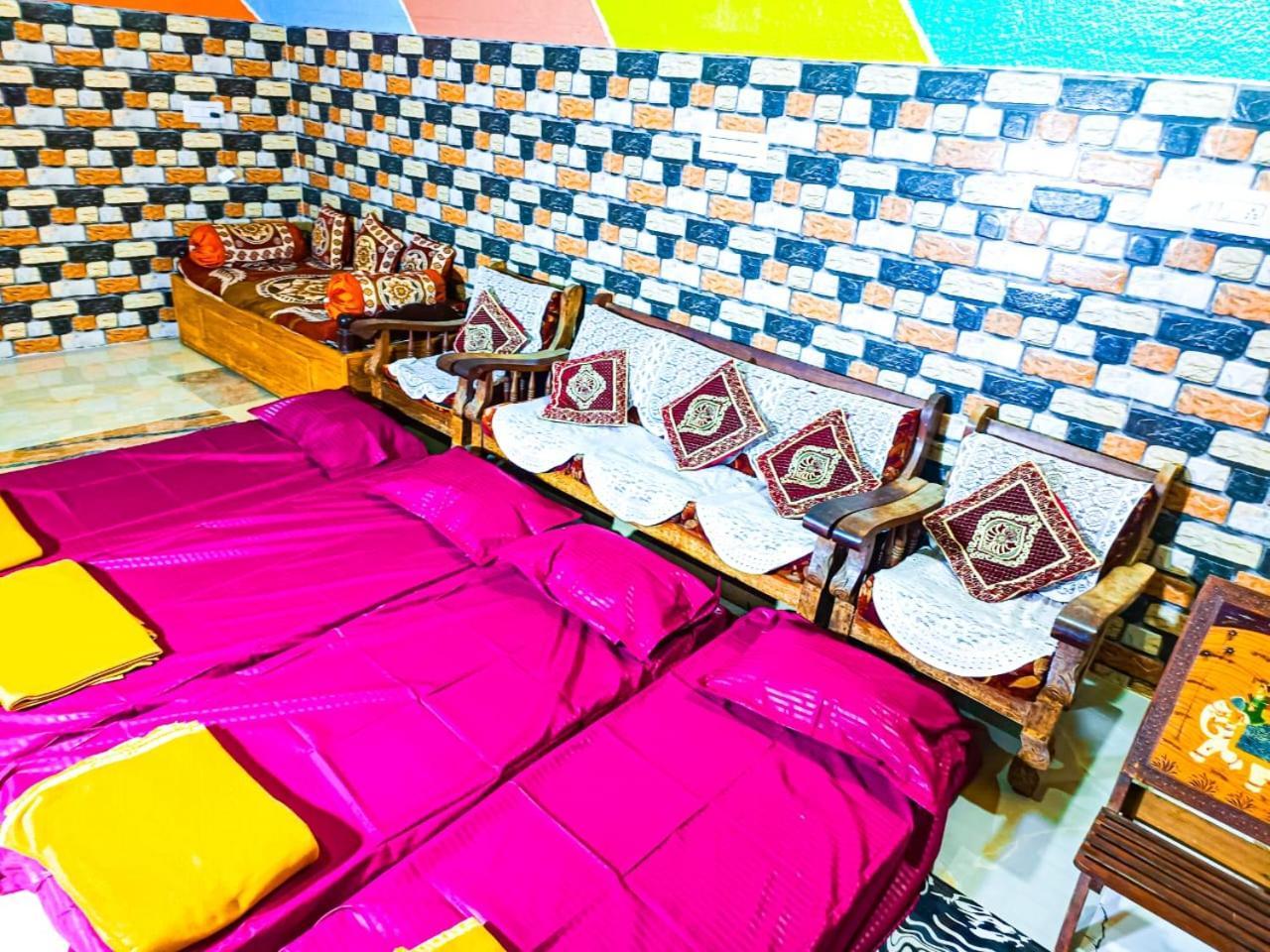 Sahara Family Homestay Майсуру Екстер'єр фото